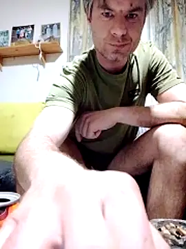 Hornybalkanmen12 online show from 05/28/26, 06:38