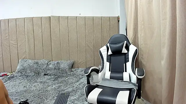 pipe hot04 online show from 04/14/26, 03:12