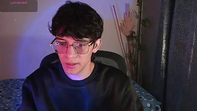 noah millerx online show from 03/01/26, 03:52