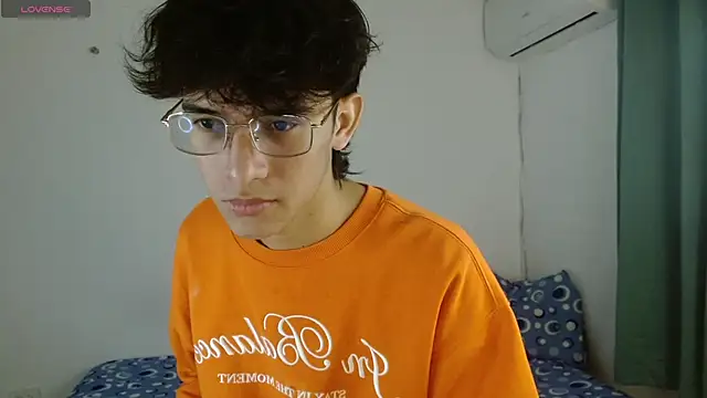 Snapshot of noah_millerx chatting on 05/03/26, 03:56 noah millerx online show from 05/03/26, 03:56
