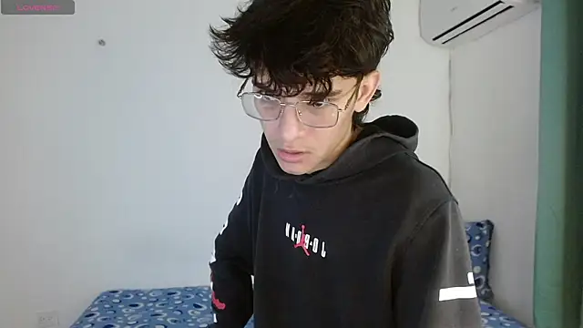 Snapshot of noah_millerx chatting on 05/05/26, 03:36 noah millerx online show from 05/05/26, 03:36