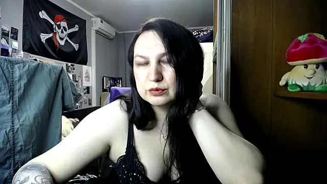 Snapshot of EvaBeautyXx chatting on 03/02/26, 09:32 EvaBeautyXx online show from 03/02/26, 09:32