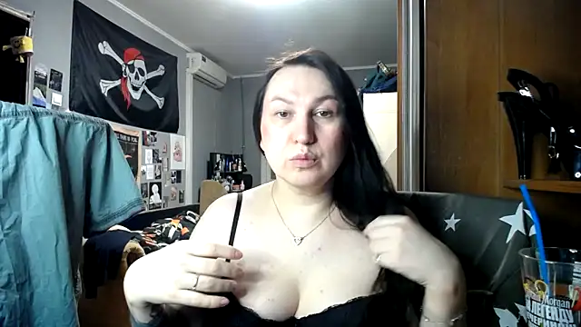 EvaBeautyXx online show from 03/13/26, 06:14