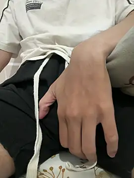 DuckDuyy online show from 04/05/26, 02:36