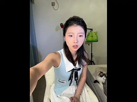 Y--F--LOVE online show from 03/22/26, 03:26