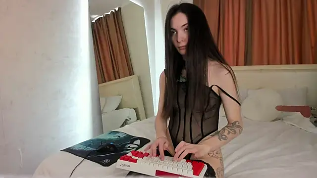 Snapshot of KaylaArt chatting on 03/04/26, 05:13 KaylaArt online show from 03/04/26, 05:13