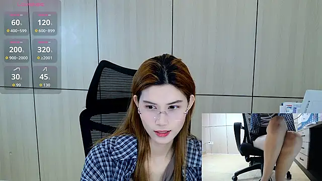 Snapshot of zhen-68 chatting on 04/24/26, 12:35 zhen-68 online show from 04/24/26, 12:35