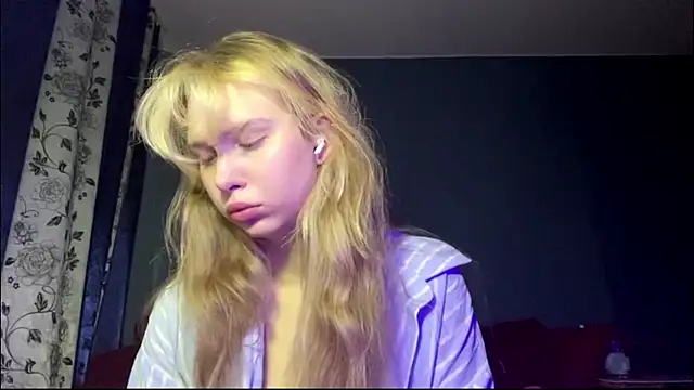 ShariLappas online show from 04/12/26, 08:19