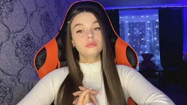 AkikoAnkrom online show from 03/02/26, 04:47