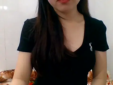 Snapshot of kiraa-007 chatting on 05/23/26, 06:12 kiraa-007 online show from 05/23/26, 06:12