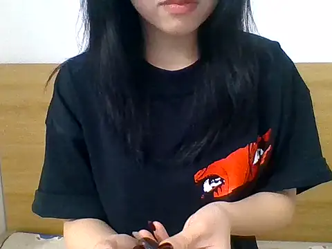 Snapshot of kiraa-007 chatting on 07/10/26, 05:48 kiraa-007 online show from 07/10/26, 05:48