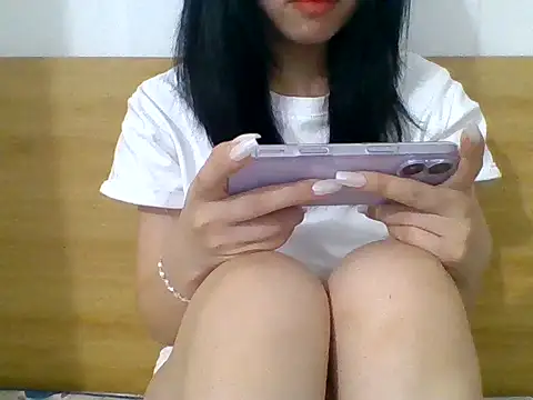Snapshot of kiraa-007 chatting on 07/17/26, 03:18 kiraa-007 online show from 07/17/26, 03:18