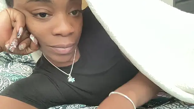 PetiteWet online show from 03/26/26, 07:30