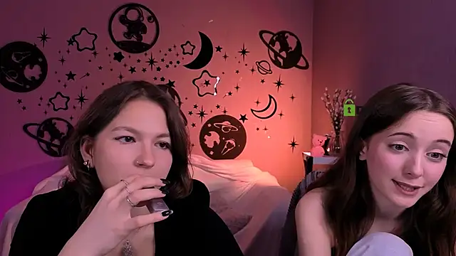 chloe ley online show from 04/08/26, 01:00