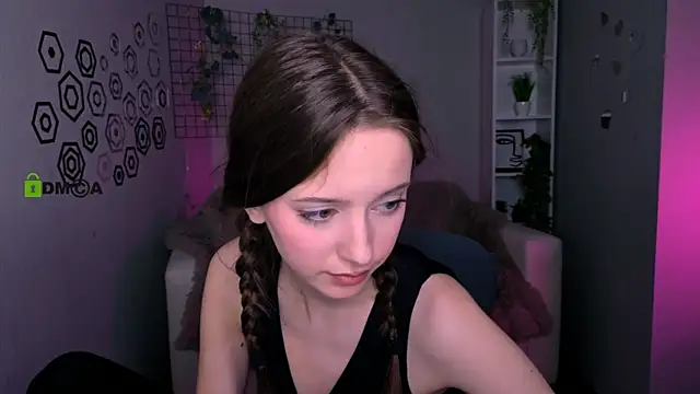 chloe ley online show from 04/10/26, 06:07