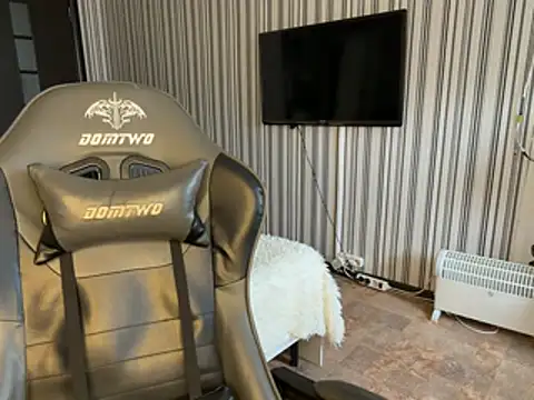 Emily Rass  online show from 03/31/26, 08:59