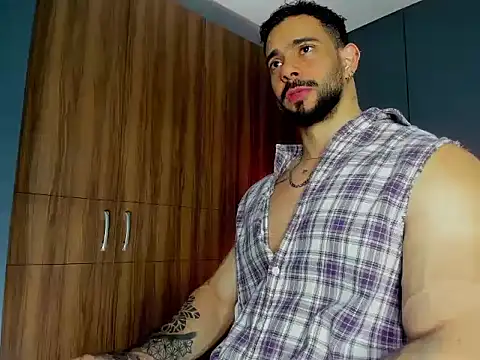 massimo visconti online show from 03/02/26, 02:24