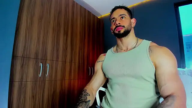 massimo visconti online show from 03/31/26, 02:28