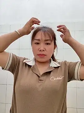 Snapshot of MiuNazz chatting on 03/12/26, 05:46 MiuNazz online show from 03/12/26, 05:46