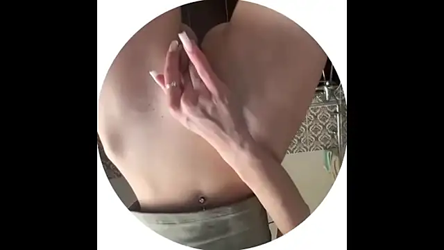 Snapshot of sex_boooy_girl chatting on 03/04/26, 12:11 sex boooy girl online show from 03/04/26, 12:11