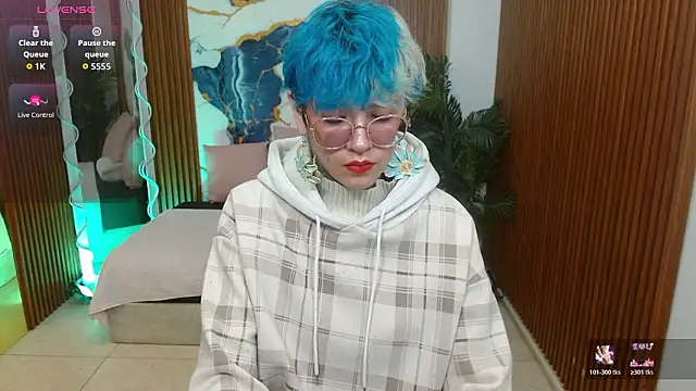 Lyra tay online show from 03/11/26, 08:48