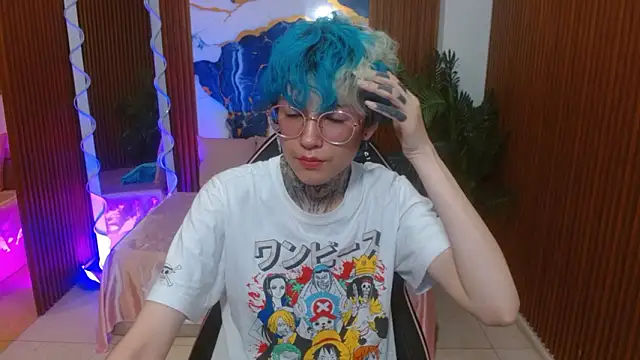 Lyra tay online show from 03/18/26, 02:53