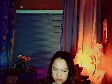Snapshot of Sweet_coleen chatting on 04/11/26, 01:48 Sweet coleen online show from 04/11/26, 01:48