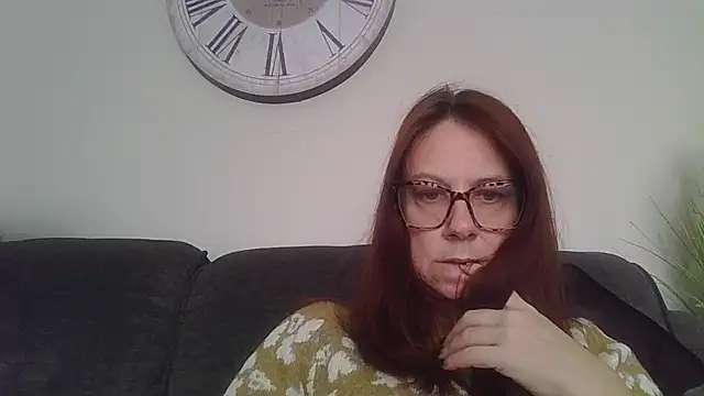 Cara-CurvyUK online show from 03/04/26, 02:56