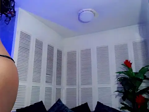 Naishadollsexy online show from 03/04/26, 01:39