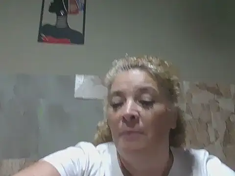 momismilf544 online show from 03/30/26, 12:11