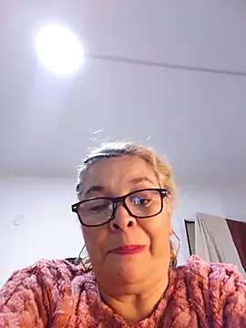 momismilf544 online show from 04/30/26, 05:36