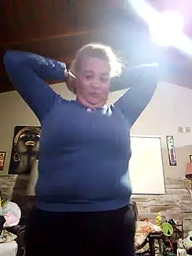 momismilf544 online show from 05/18/26, 01:35
