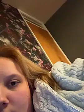 Snapshot of SassieBlondie chatting on 02/27/26, 01:16 SassieBlondie online show from 02/27/26, 01:16