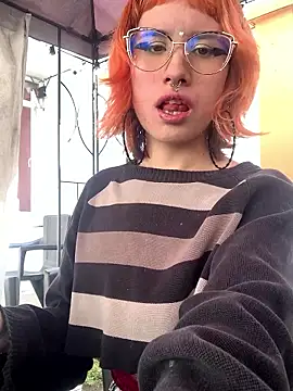 Snapshot of Alice_Hecate chatting on 03/07/26, 01:30 Alice Hecate online show from 03/07/26, 01:30
