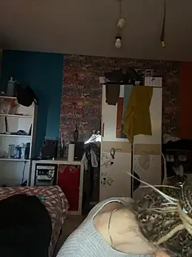 Melissa-Schneider online show from 04/08/26, 12:05