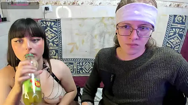 Laureles6667 online show from 04/04/26, 05:06