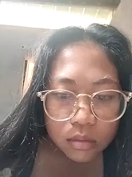 Snapshot of angelpinay44 chatting on 03/16/26, 01:55 angelpinay44 online show from 03/16/26, 01:55