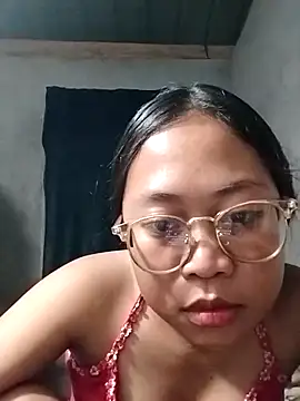 Snapshot of angelpinay44 chatting on 03/25/26, 03:18 angelpinay44 online show from 03/25/26, 03:18