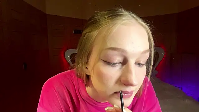 Anika Socutehe online show from 04/05/26, 04:48