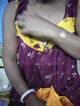 Tinaa baby online show from 08/01/26, 02:11