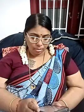 deepika-mallus online show from 03/25/26, 03:40