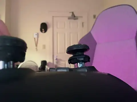 Snapshot of DANTESINS chatting on 03/05/26, 12:06 DANTESINS online show from 03/05/26, 12:06