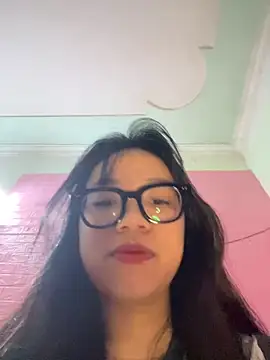 Leeeeiu online show from 03/20/26, 03:06