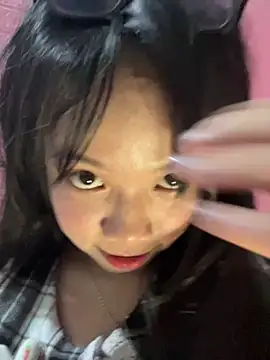 Leeeeiu online show from 03/30/26, 05:47