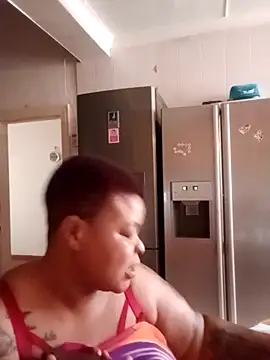 Snapshot of BabeCharmmie chatting on 03/01/26, 01:35 BabeCharmmie online show from 03/01/26, 01:35