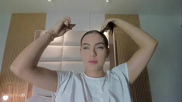 Megaan Rousee online show from 03/04/26, 11:27