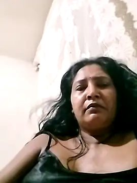 Snapshot of mysteriousgal031 chatting on 03/01/26, 09:17 mysteriousgal031 online show from 03/01/26, 09:17