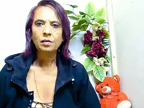 Snapshot of Hot_queen58 chatting on 06/22/26, 04:20 Hot queen58 online show from 06/22/26, 04:20