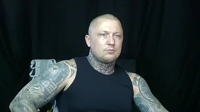 Snapshot of devilWithTats chatting on 05/07/26, 11:04 devilWithTats online show from 05/07/26, 11:04