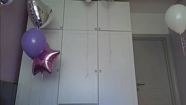 AliceTease online show from 04/19/26, 09:41